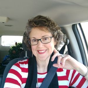 Meet your Posher, Crystal